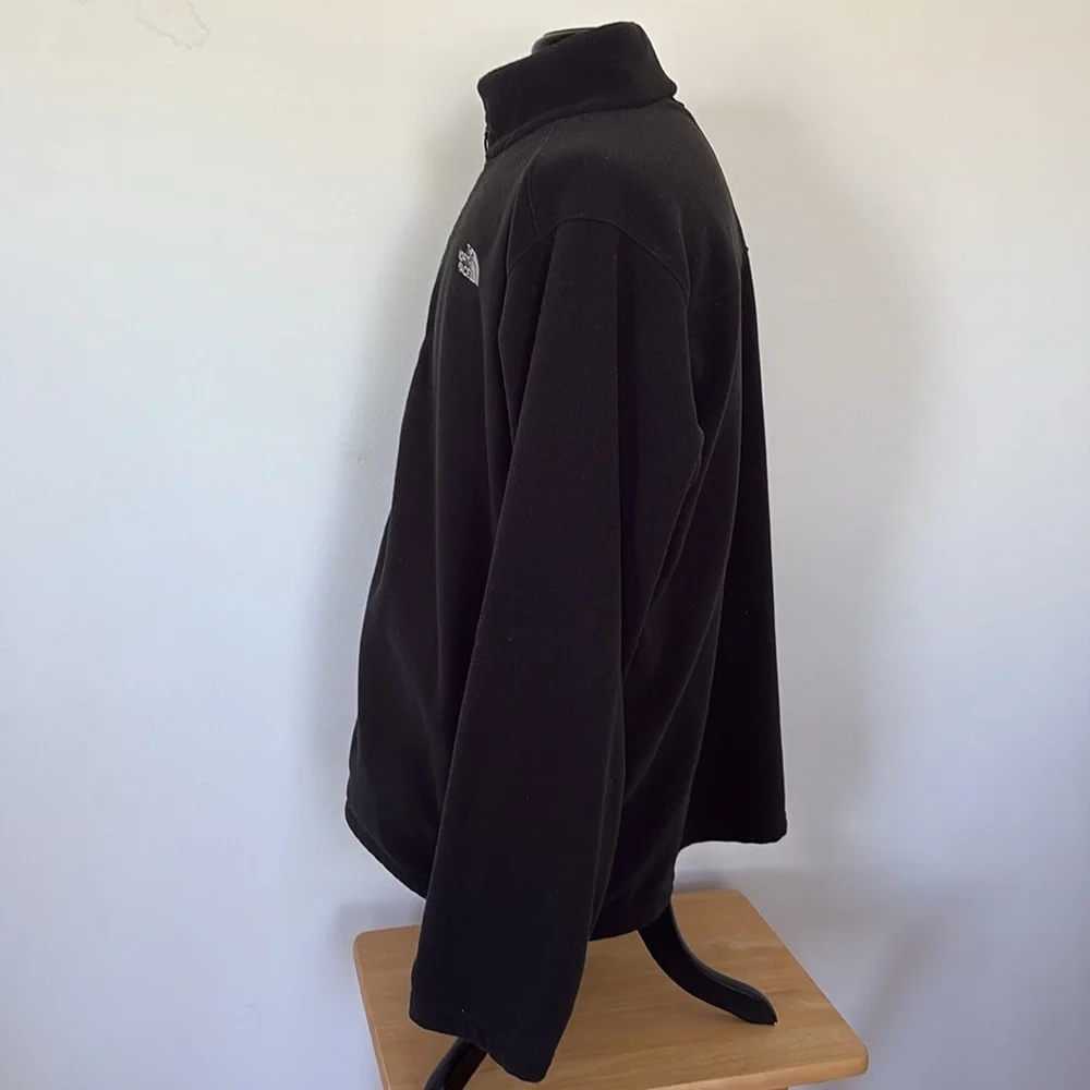 The North Face Men's Black Performance Fleece Size XXL